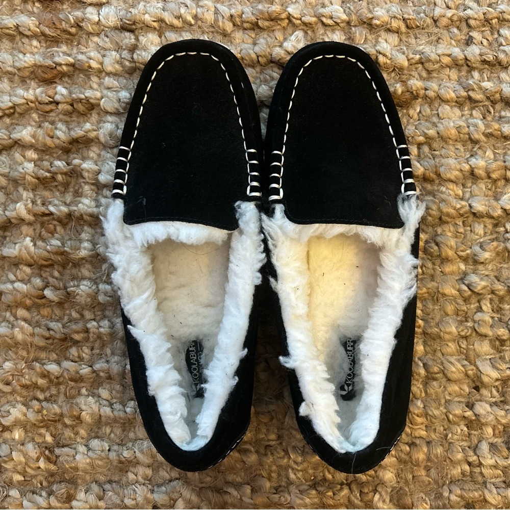 Koolaburra by UGG Black Suede Slippers with Cream Lining-women’s size 10